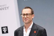 tobias menzies